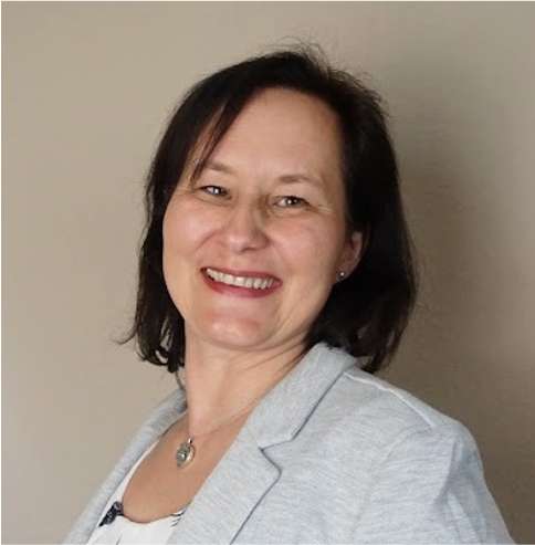 Sandra Lanzinger Erfahrung Emcomy